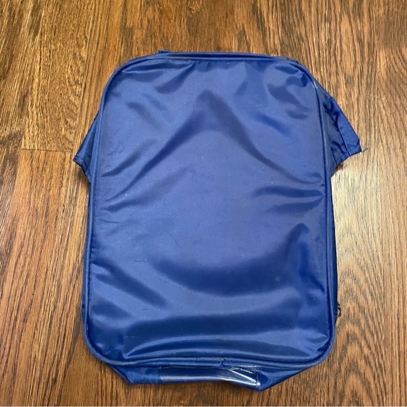 FC Barcelona Insulated Kit Lunch Bag - Picture 8 of 9